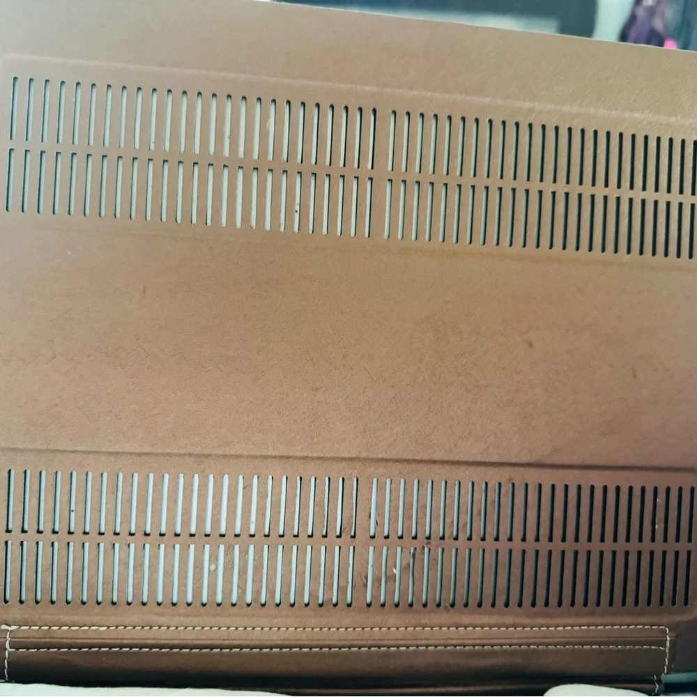 Apple PC Preowned Good Condition 15in